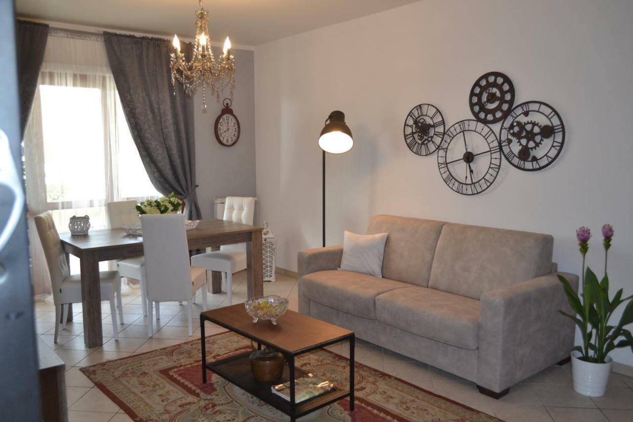 Airport & Fair Suite Apartments Fiumicino Exterior photo